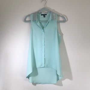 U2B Hi-Lo Sleeveless Blouse